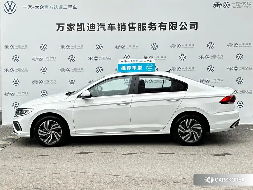 Volkswagen Bora id 4570738 из Китая 25