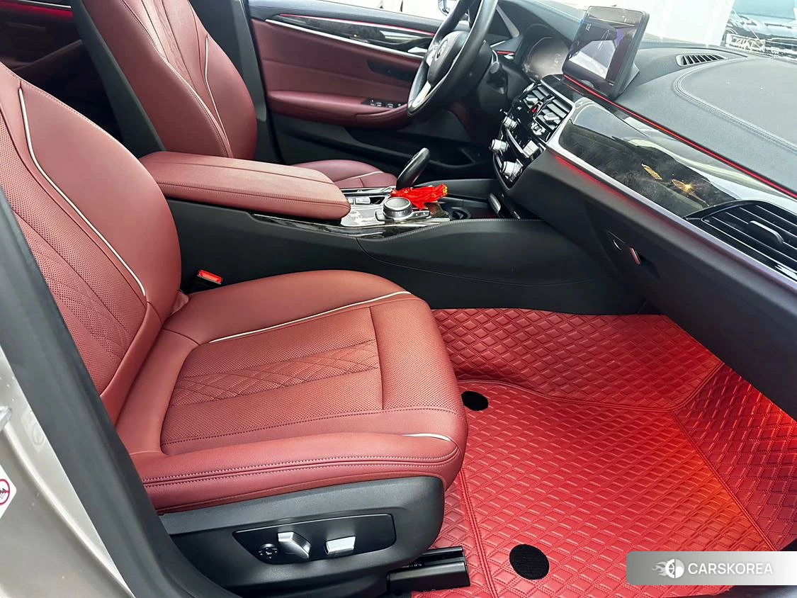 BMW 5 series id 4420295 из Китая 25