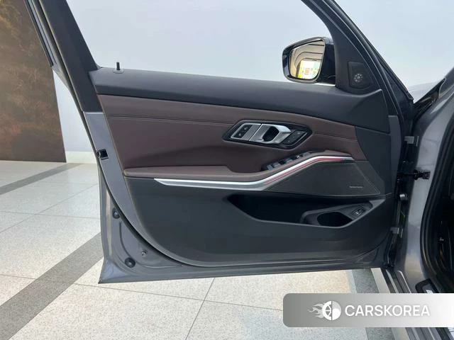 BMW 3 series id 4254014 из Китая 25