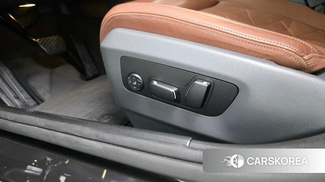 BMW 5 Series (G60) id 4696292 из Кореи 25