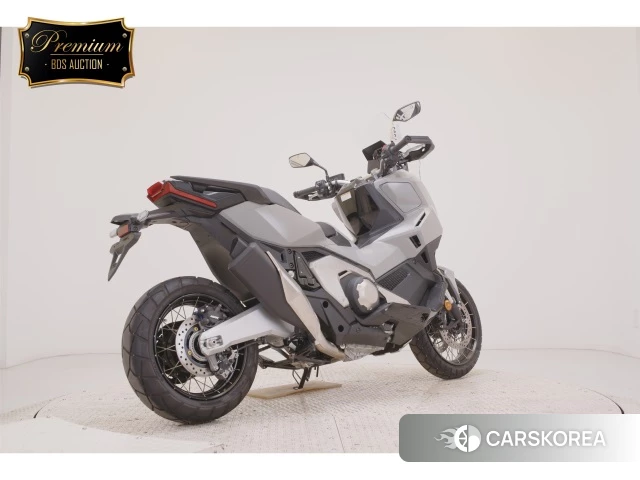 Honda X-ADV 750 id 4184952 из Японии 25