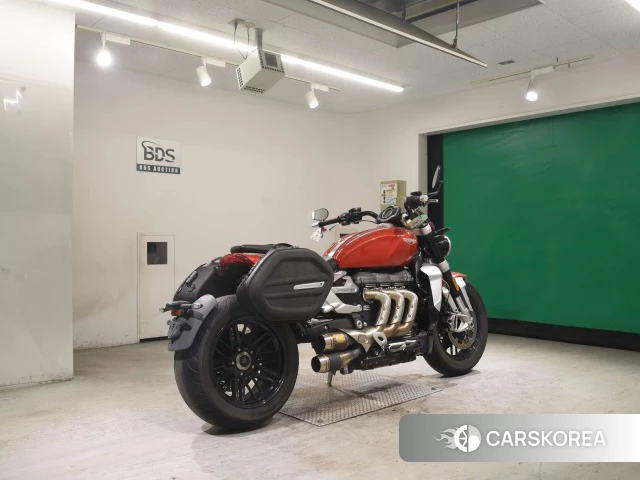 Triumph ROCKET 3 R id 3946665 из Японии 25
