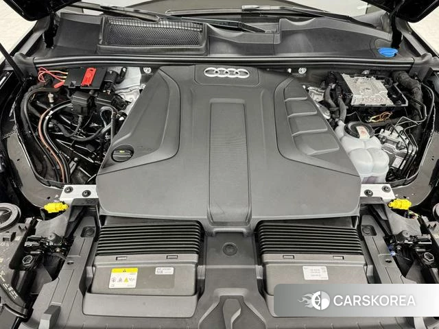 Audi Q7 id 4253391 из Китая 25