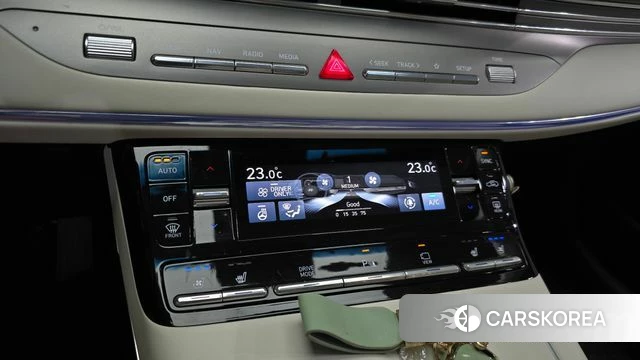Hyundai The New Grandeur IG Hybrid id 4768908 из Кореи 25