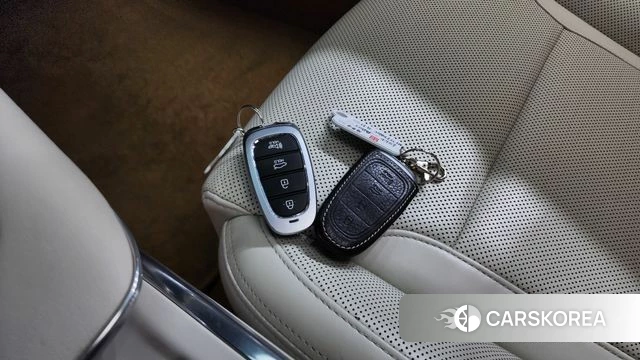 Hyundai The New Grandeur IG id 4187942 из Кореи 25