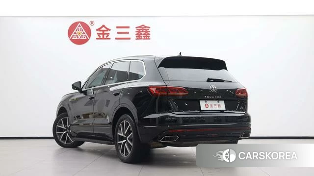 Volkswagen Touareg id 4258632 из Китая 25