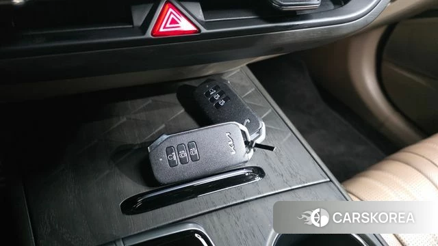 Kia K8 Hybrid id 4518082 из Кореи 25