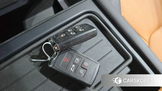 Land Rover Defender (L663) id 4590601 из Кореи 25