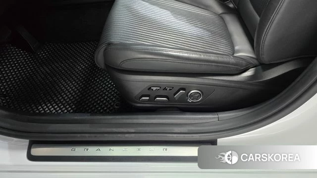 Hyundai Grandeur (GN7) id 4494564 из Кореи 25