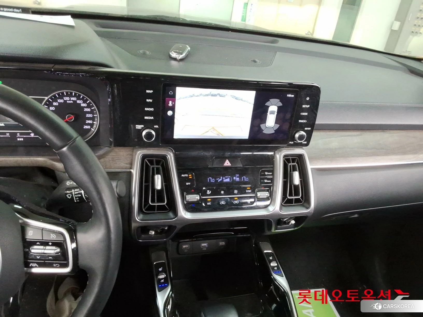 Kia Sorento id 3869440 из Кореи 25