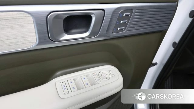 Hyundai Santa Fe (MX5) id 4602783 из Кореи 25