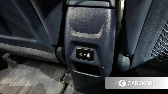 Hyundai Venue id 4302004 из Кореи 25