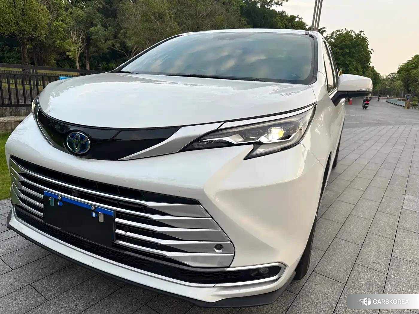 Toyota Sienna id 4514324 из Китая 25