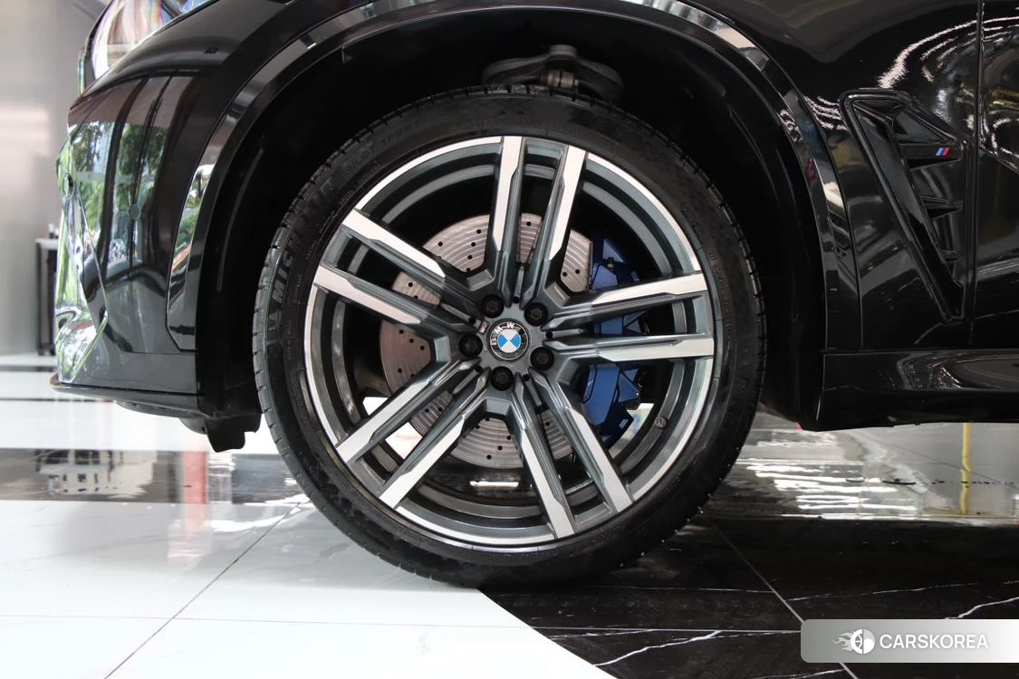 BMW X5 M id 4498886 из Китая 25