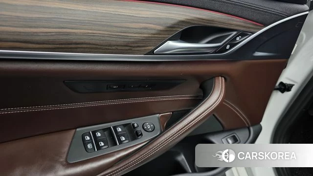 BMW 5 Series (G30) id 4385025 из Кореи 25
