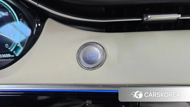 Genesis GV70 id 4186160 из Кореи 25