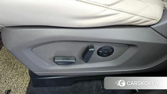 Ford Explorer 6th Generation id 4636749 из Кореи 25