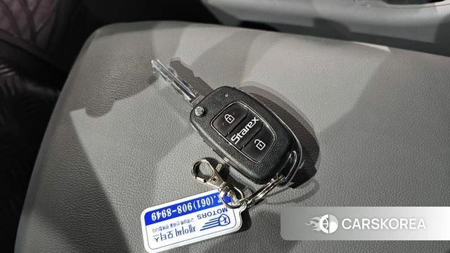 Hyundai The New Grand Starex id 4397750 из Кореи 25