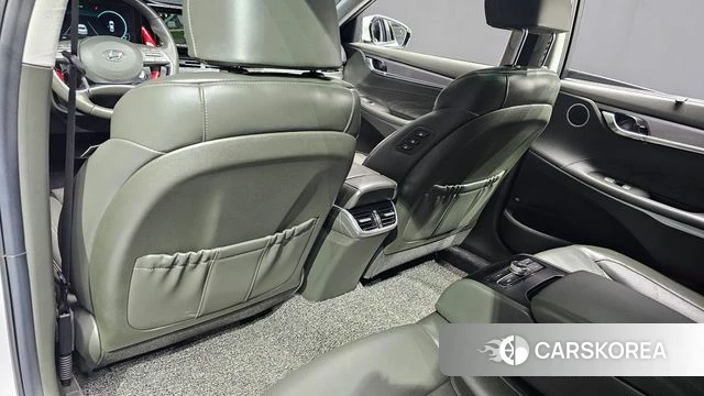 Hyundai The New Grandeur IG Hybrid id 4445554 из Кореи 25