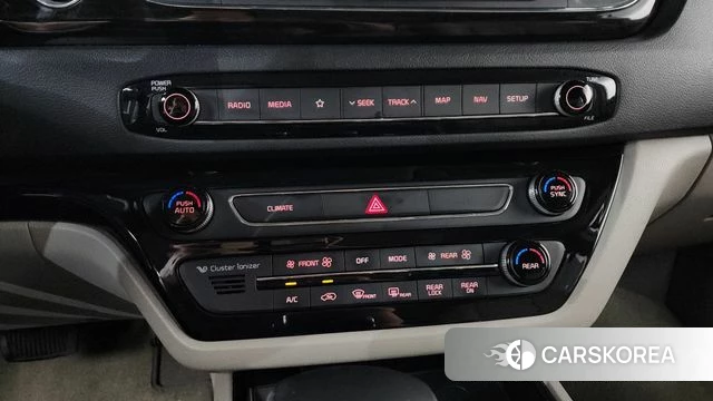 Kia The New Carnival id 4345701 из Кореи 25