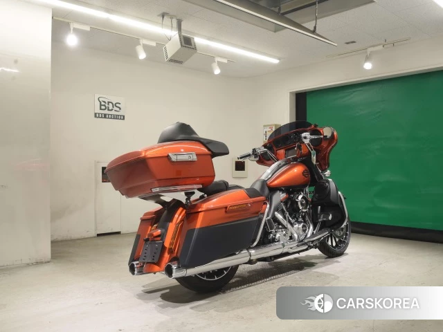Harley-Davidson Street Glide FLHXSE1920 CVO id 3947960 из Японии 25