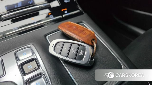 Hyundai The New Grandeur IG Hybrid id 4501482 из Кореи 25