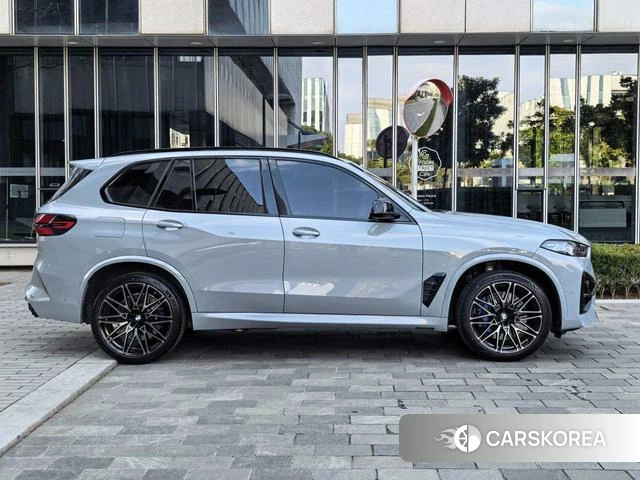 BMW X5 M id 4238683 из Китая 26