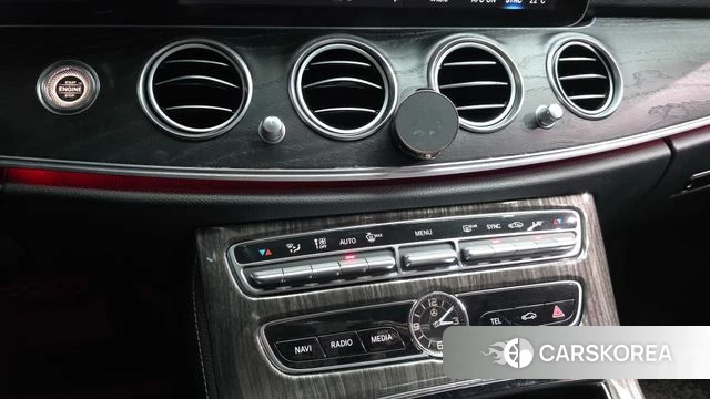 Mercedes-Benz E-Class W213 id 4188626 из Кореи 26