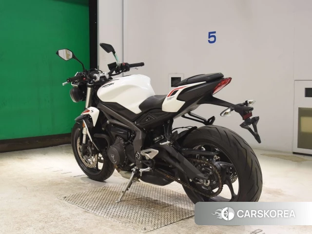Проданный Triumph STREET TRIPLE 765 S id 4182747 из Японии, фото 26
