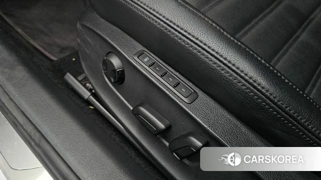 Volkswagen The New Passat id 4849963 из Кореи 26