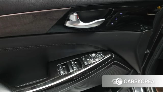 Kia K7 Premier id 4447091 из Кореи 26