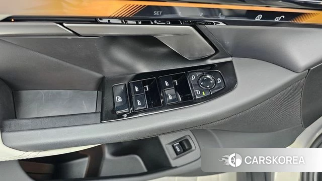 BMW 5 Series (G60) id 4413743 из Кореи 26