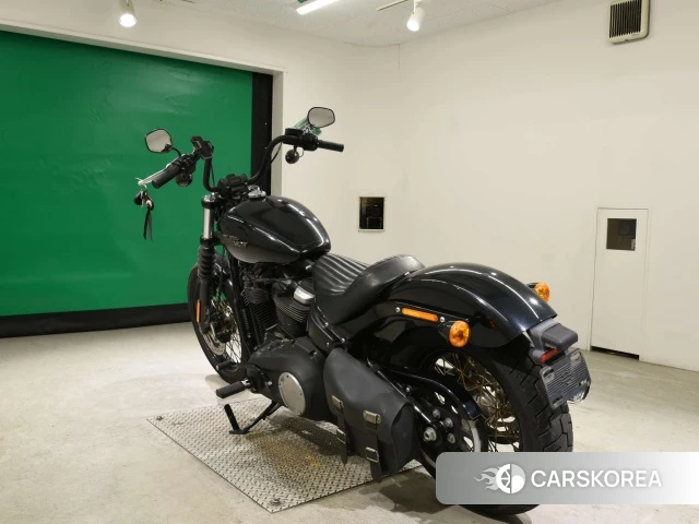 Harley-Davidson Softail Street Bob FXBB1750 id 4191109 из Японии 26