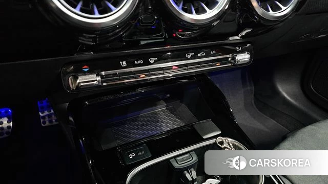 Mercedes-Benz A-Class W177 id 4899588 из Кореи 26