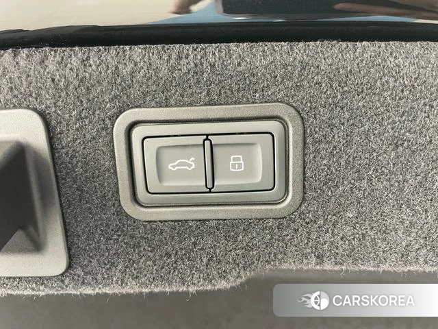 Audi A8 id 4259314 из Китая 26