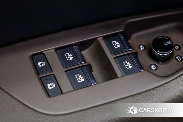 Audi A7L id 4278725 из Китая 26