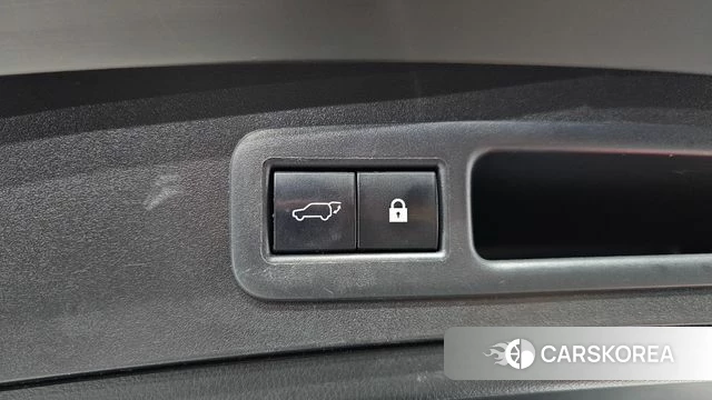Lexus UX250h id 4459292 из Кореи 26
