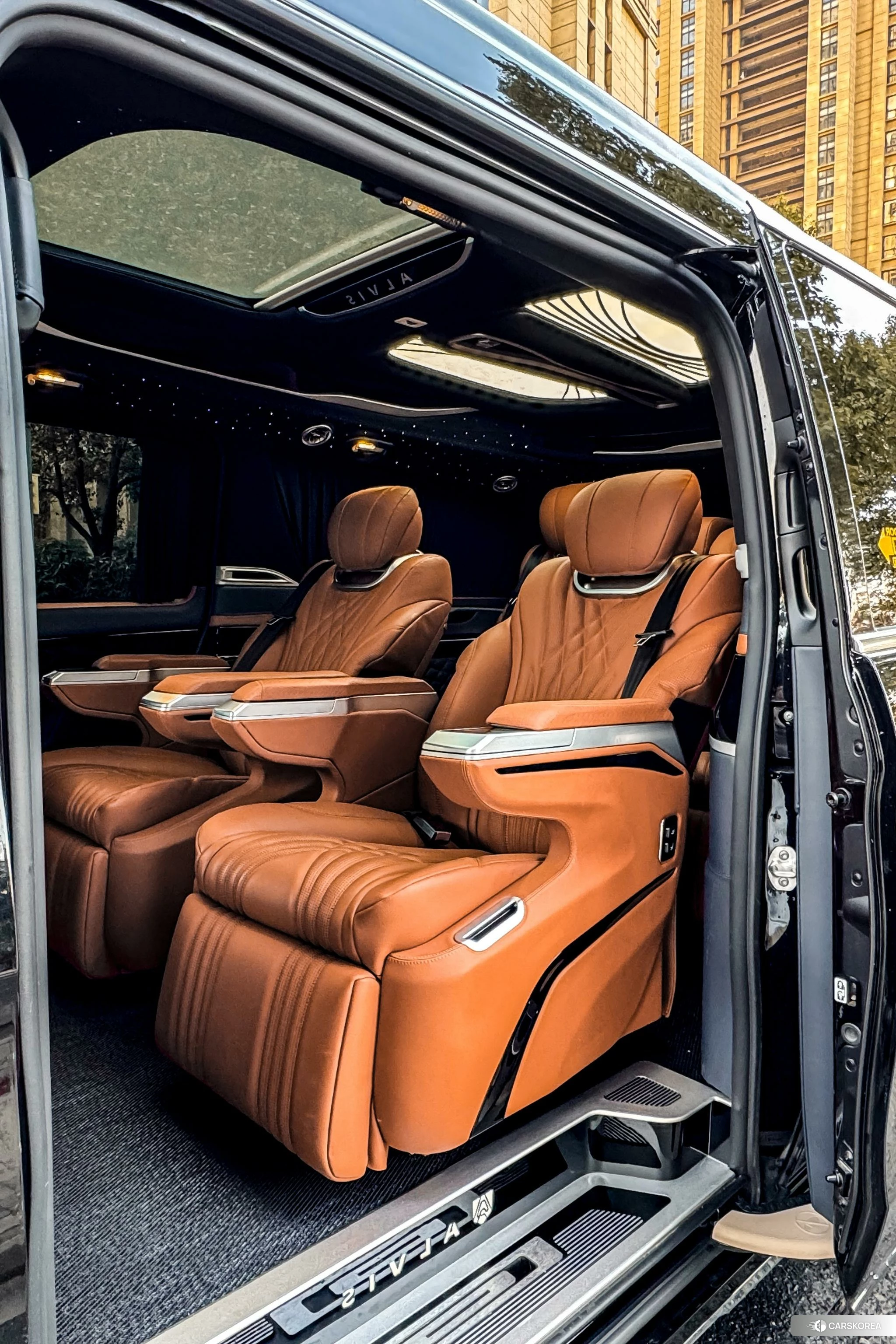 Mercedes-Benz V-Class id 4504723 из Китая 26