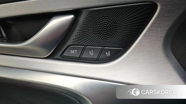 Genesis G70 id 4765461 из Кореи 26
