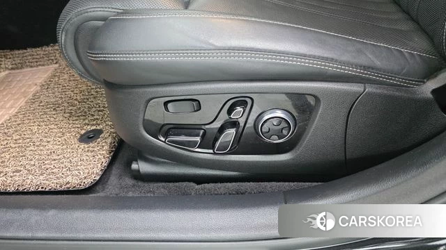 Genesis G90 id 4755144 из Кореи 26