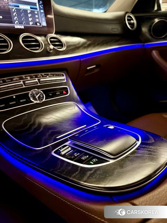 Mercedes-Benz E-class id 4208696 из Китая 26