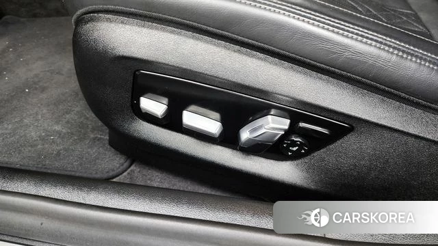 BMW 5 Series (G30) id 4416599 из Кореи 26