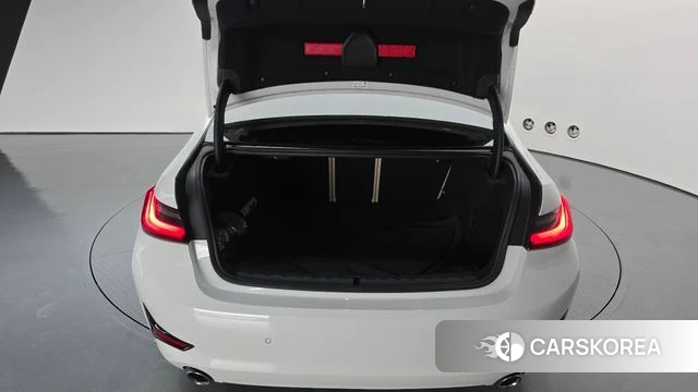 BMW 3 Series (G20) id 4586840 из Кореи 26