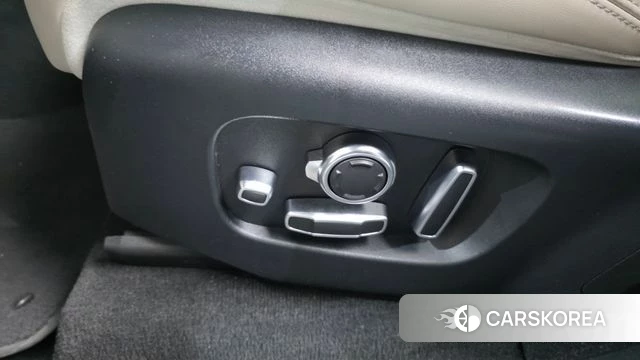 Land Rover Range Rover Velar id 4581552 из Кореи 26