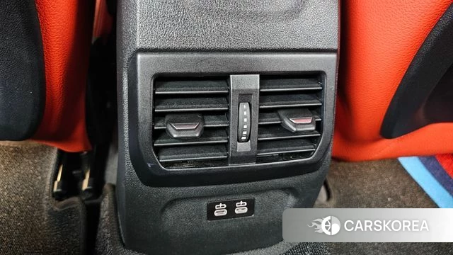 BMW 1 Series (F40) id 4283224 из Кореи 26