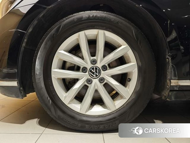 Volkswagen Magotan id 4261946 из Китая 26