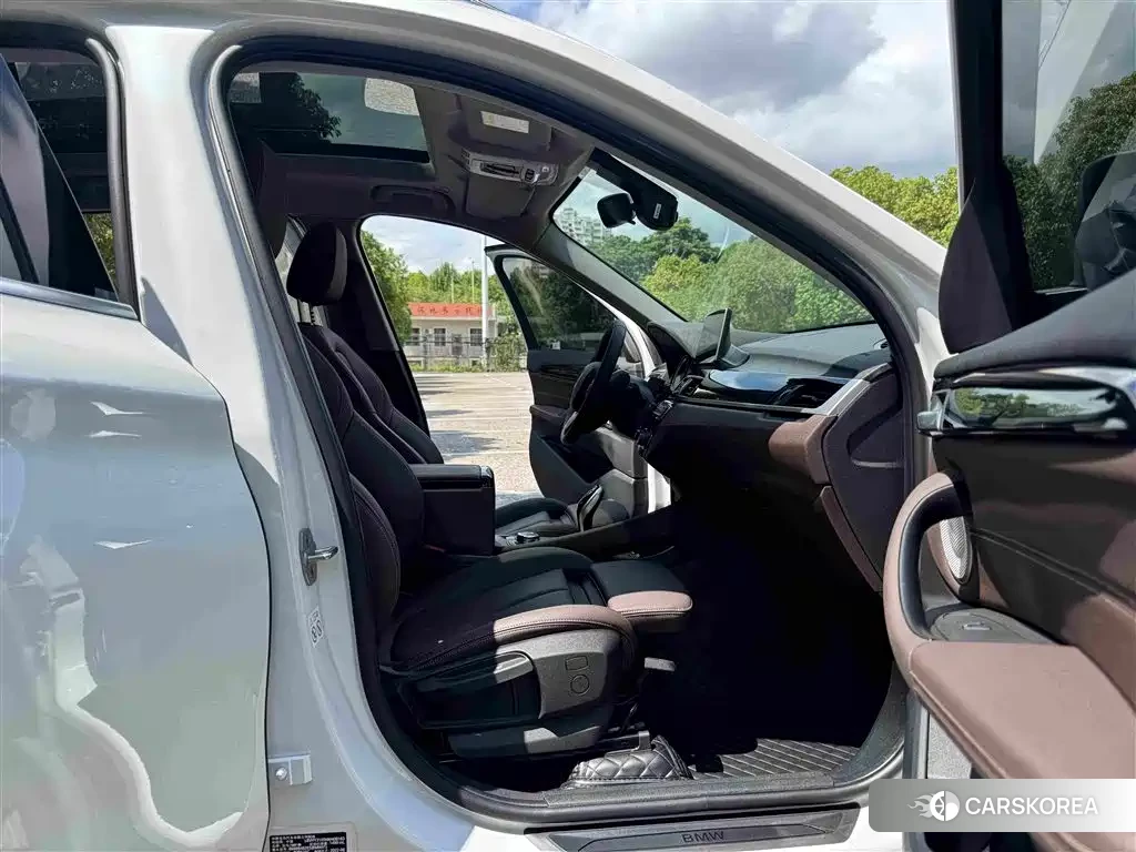 BMW X1 id 4681229 из Китая 26