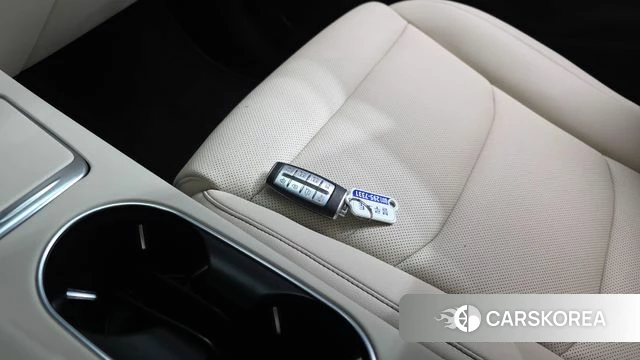Genesis GV70 id 4323840 из Кореи 26