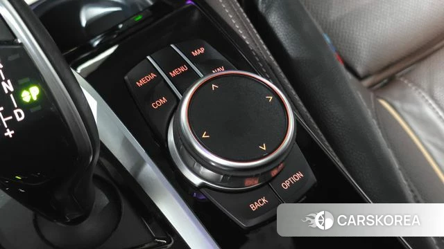 BMW 5 Series (G30) id 4692016 из Кореи 26