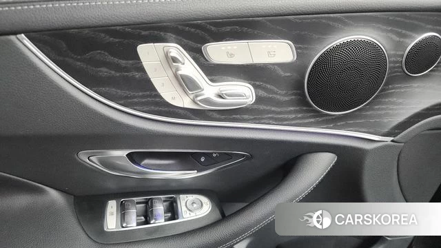 Mercedes-Benz E-Class W213 id 4459030 из Кореи 26